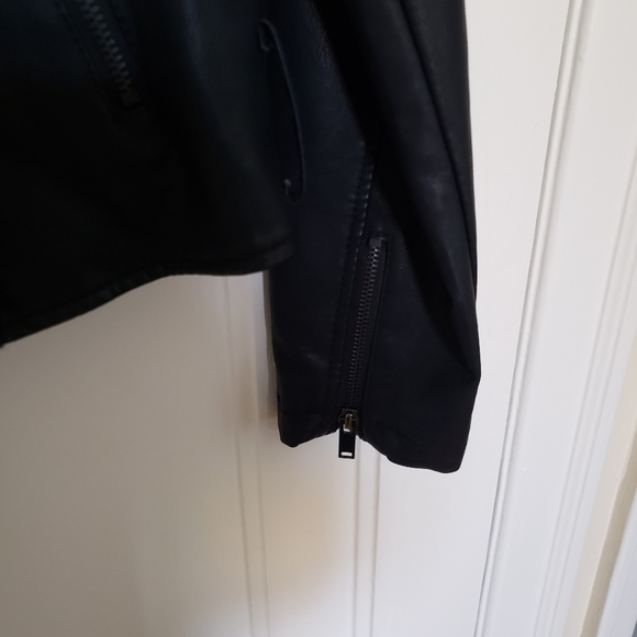 Forever 21 pleather jacket - Picture 4 of 4